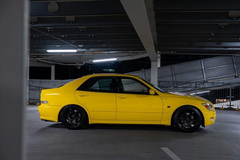 1999 Toyota Altezza