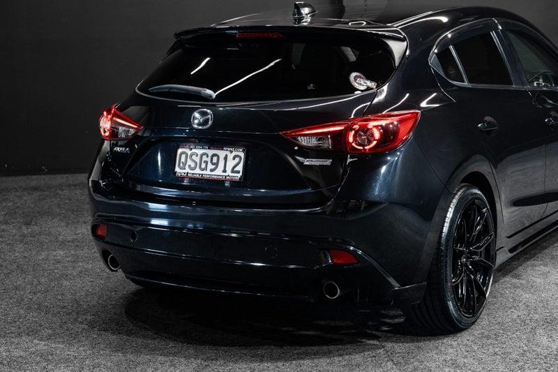 2013 Mazda Axela