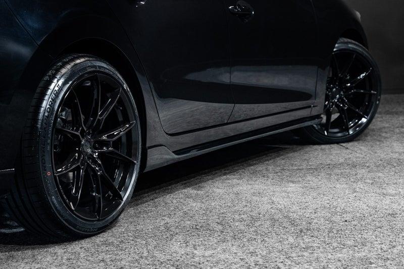 2013 Mazda Axela