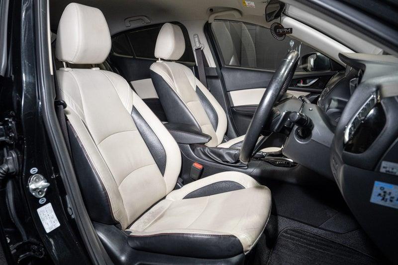 2013 Mazda Axela