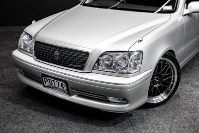 2001 Toyota Crown - Thumbnail