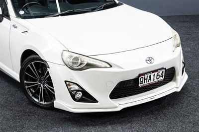 2012 Toyota 86 - Thumbnail