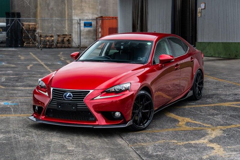 2013 Lexus IS 300h