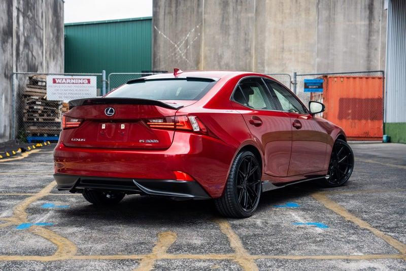 2013 Lexus IS 300h