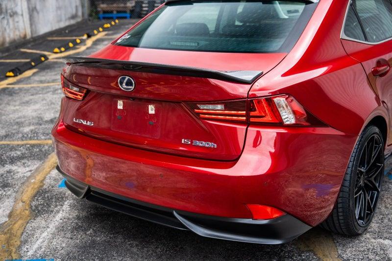 2013 Lexus IS 300h