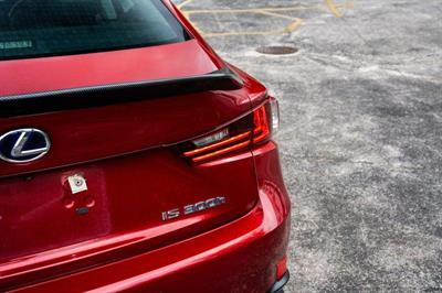 2013 Lexus IS 300h - Thumbnail
