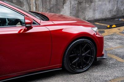 2013 Lexus IS 300h - Thumbnail