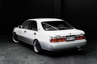 2000 Toyota Crown - Thumbnail
