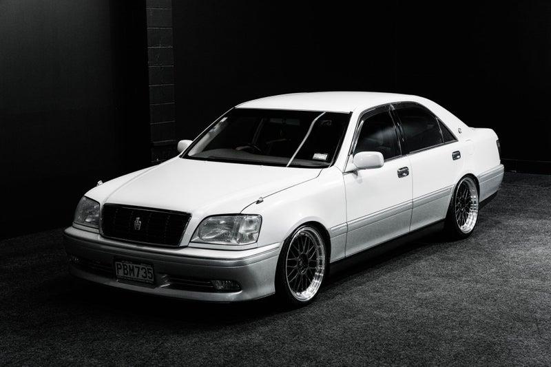 2000 Toyota Crown