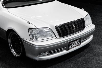 2000 Toyota Crown - Thumbnail