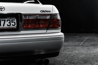 2000 Toyota Crown - Thumbnail