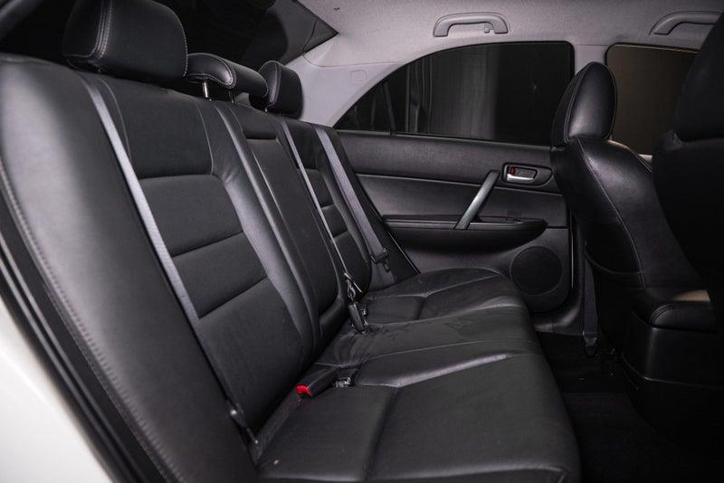 2006 Mazda Atenza