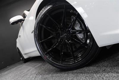 2014 Nissan Skyline - Thumbnail