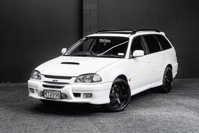 1998 Toyota Caldina - Thumbnail
