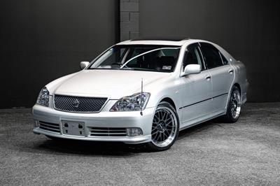2004 Toyota Crown