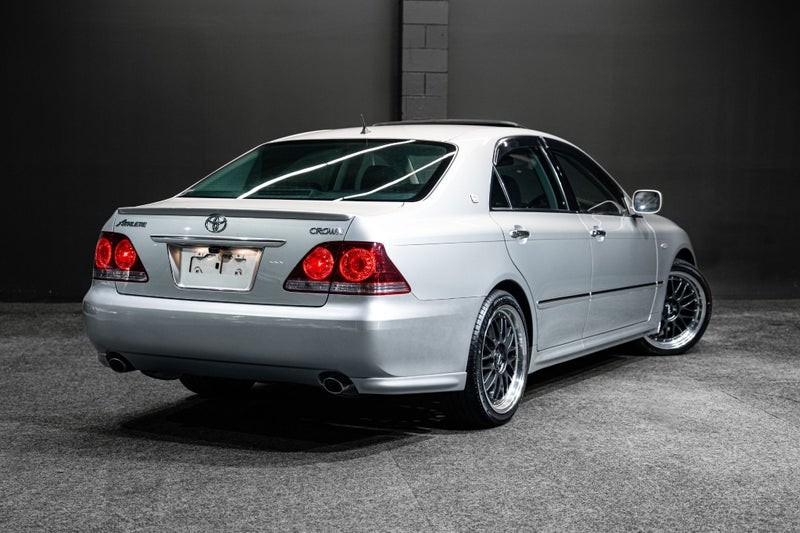 2004 Toyota Crown