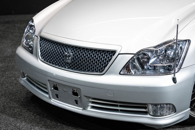 2004 Toyota Crown