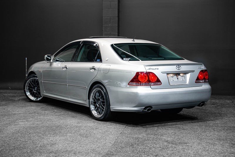 2004 Toyota Crown