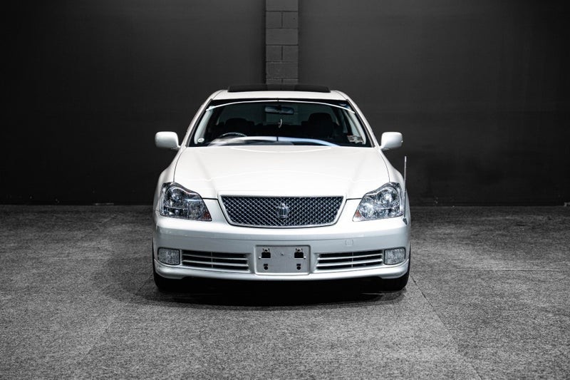 2004 Toyota Crown