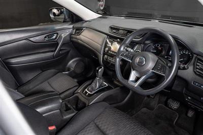 2018 Nissan X-TRAIL - Thumbnail