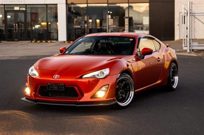2012 Toyota 86 - Thumbnail