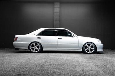 1999 Toyota Crown - Thumbnail