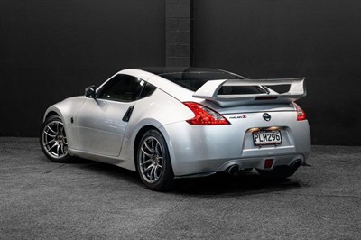 2009 Nissan Fairlady - Thumbnail