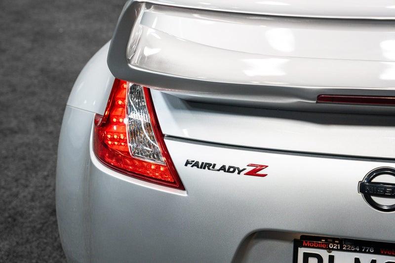 2009 Nissan Fairlady