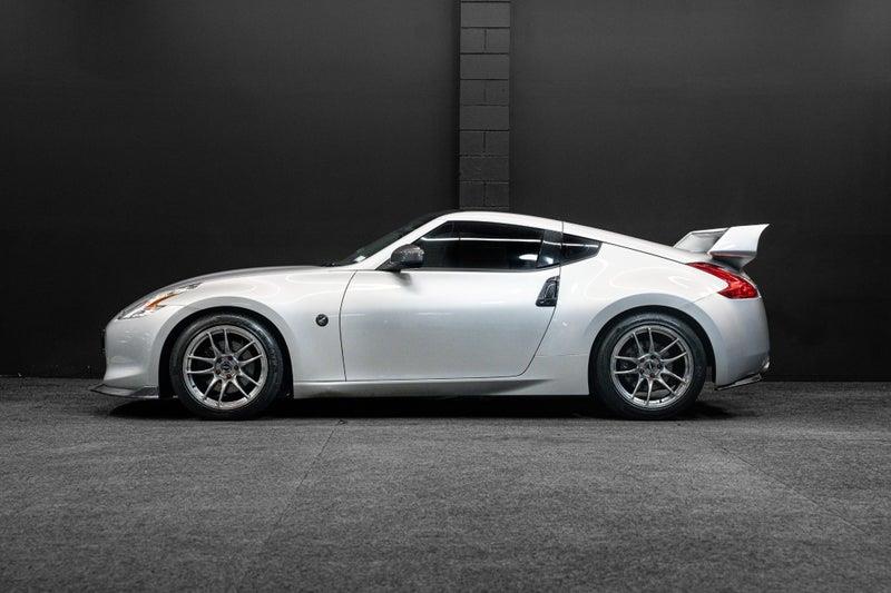 2009 Nissan Fairlady