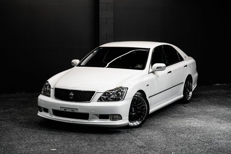 2004 Toyota Crown
