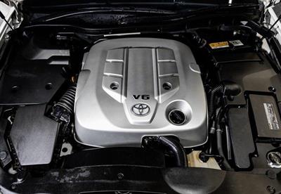 2004 Toyota Crown - Thumbnail