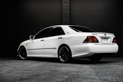 2004 Toyota Crown - Thumbnail