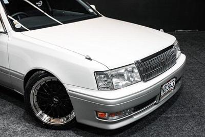 1998 Toyota Crown - Thumbnail