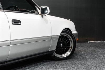 1998 Toyota Crown - Thumbnail