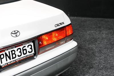 1998 Toyota Crown - Thumbnail