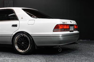 1998 Toyota Crown - Thumbnail