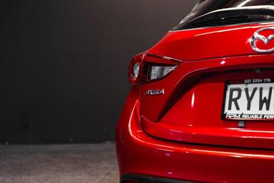 2013 Mazda Axela - Thumbnail