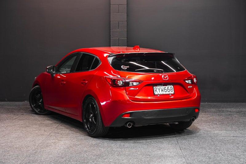 2013 Mazda Axela
