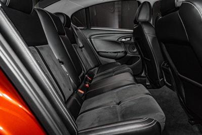 2016 Holden Commodore - Thumbnail