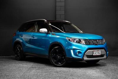 2017 Suzuki Vitara - Thumbnail