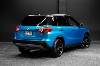 2017 Suzuki Vitara - Thumbnail