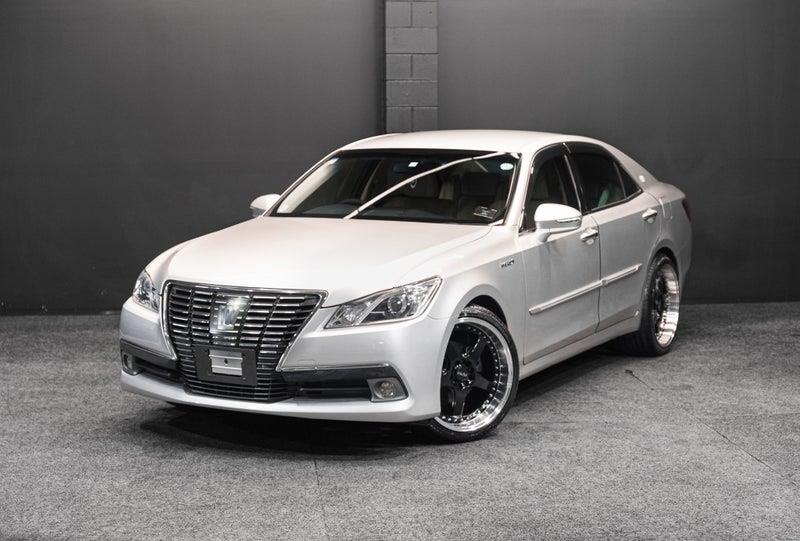 2013 Toyota Crown