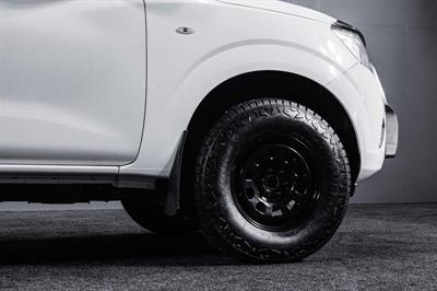 2016 Nissan Navara - Thumbnail