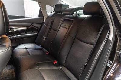 2010 Nissan Fuga - Thumbnail