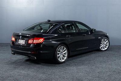 2011 BMW 5 Series - Thumbnail
