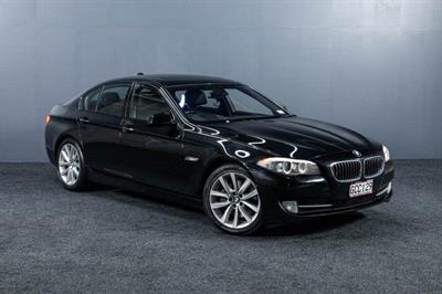 2011 BMW 5 Series - Thumbnail
