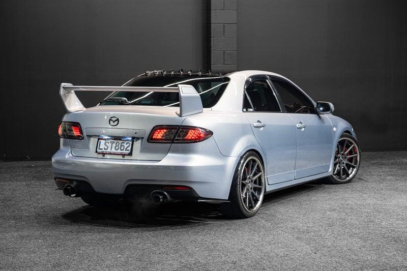 2005 Mazda Atenza