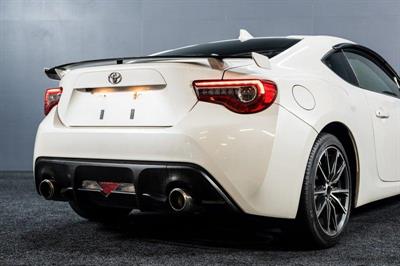 2017 Toyota 86 - Thumbnail