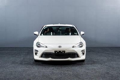 2017 Toyota 86 - Thumbnail
