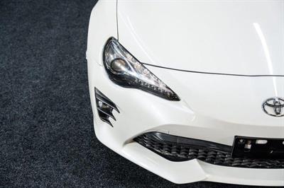 2017 Toyota 86 - Thumbnail